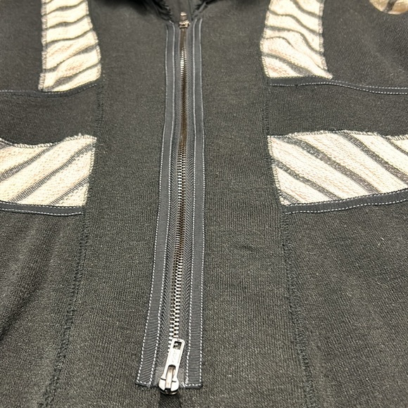 MinKas top - Picture 11 of 12